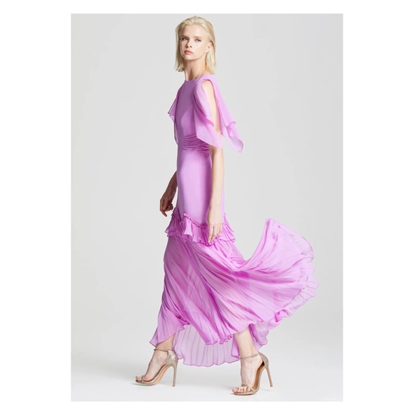 ***SOLD*** New! HALSTON Dramatic Pleated Ruffle Dress Gown - Picture 2 of 11
